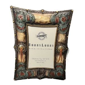 Western picture frame